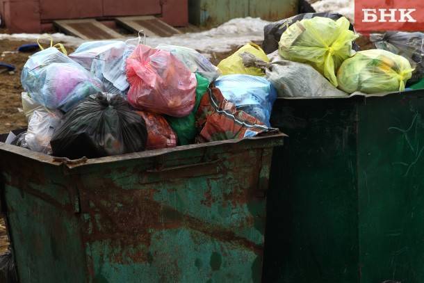 Мэр Сыктывкара потребовала от «Ухтажилфонда» своевременно вывозить мусор