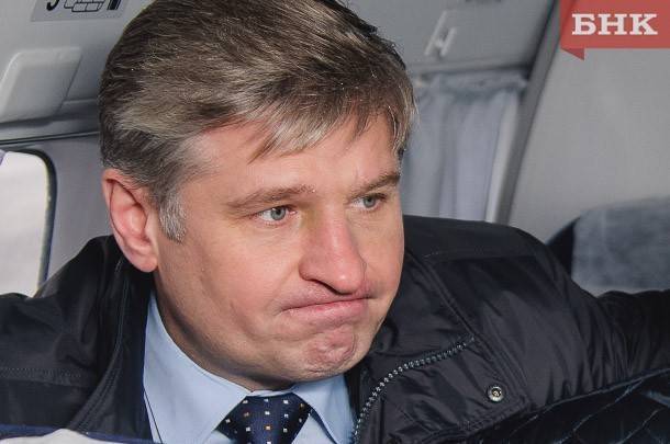 Павла Смирнова привлекли к ответственности за долги перед ПАО «Т Плюс» и АО «Коми энергосбытовая компания»  