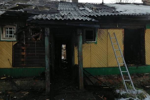 В Усть-Вымском районе в обгоревшем доме нашли тело мужчины