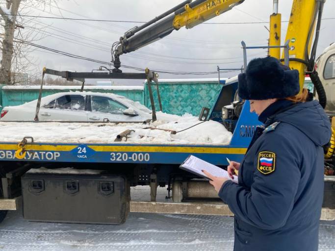 В столице Коми конфисковали автомобиль, принадлежавший семье Хадиса Азизова