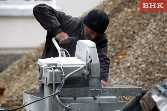 Предприятиям и организациям Коми не хватает 8 тысяч работников