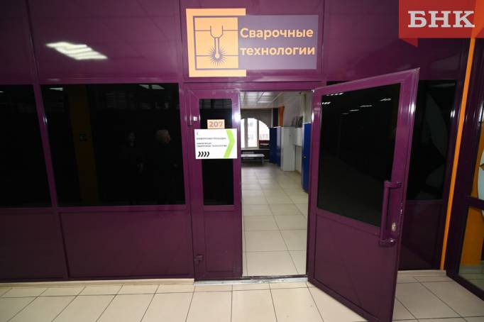 Z06_0182.jpg Z06_0182.jpg