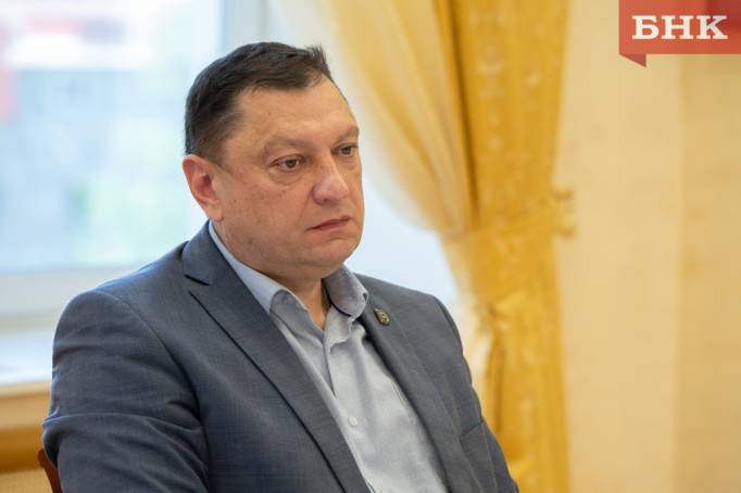 Глава Ижемского района досрочно ушел в отставку