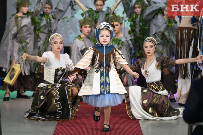 Медведи, совы и этнофутуризм: в Сыктывкаре состоялся модный показ