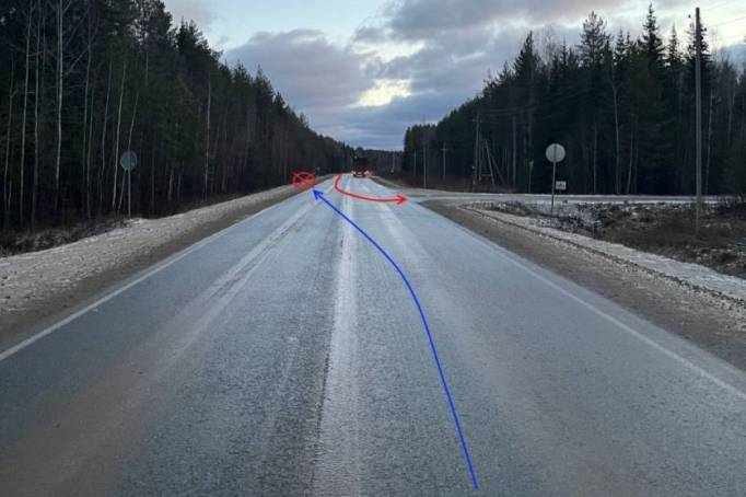 Под Сыктывкаром микроавтобус улетел в кювет, избегая столкновения