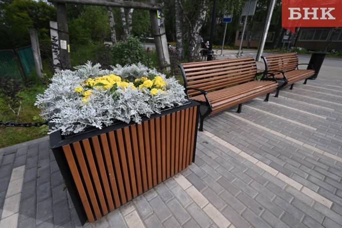 Скульптуры, вазоны, скамейки и урны для парков и скверов начнут изготавливать в Коми