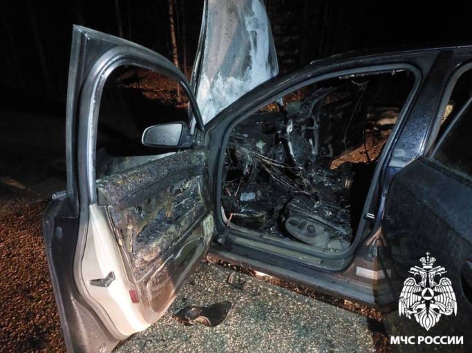 Автомобиль загорелся на автодороге Сосногорск — Пожня