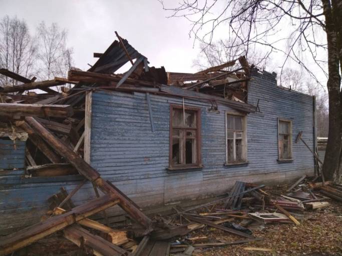 В Сыктывкаре разрушили дом