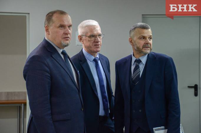 Человек-эпоха, финансовые трудности и жалобы на теплоснабжение: о чем писали главы городов и районов Коми на этой неделе