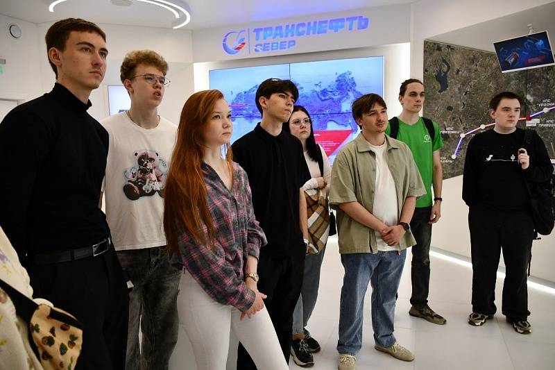 АО «Транснефть – Север» организовало ознакомительные экскурсии для студентов опорного вуза
